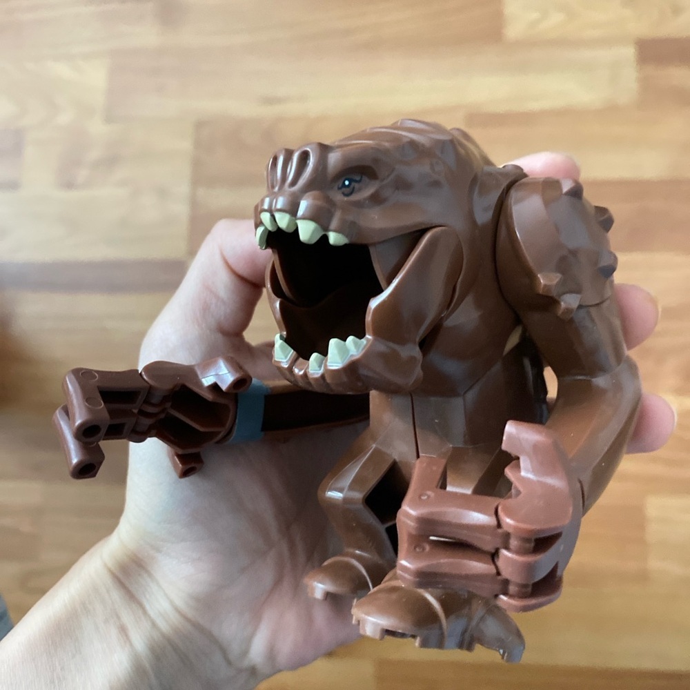 Lego Rancor - Picture 3 of 7